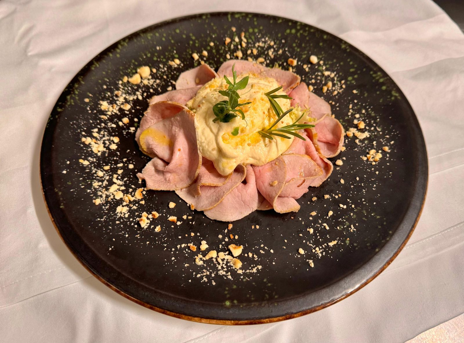Tris piemontese, vitello tonnato